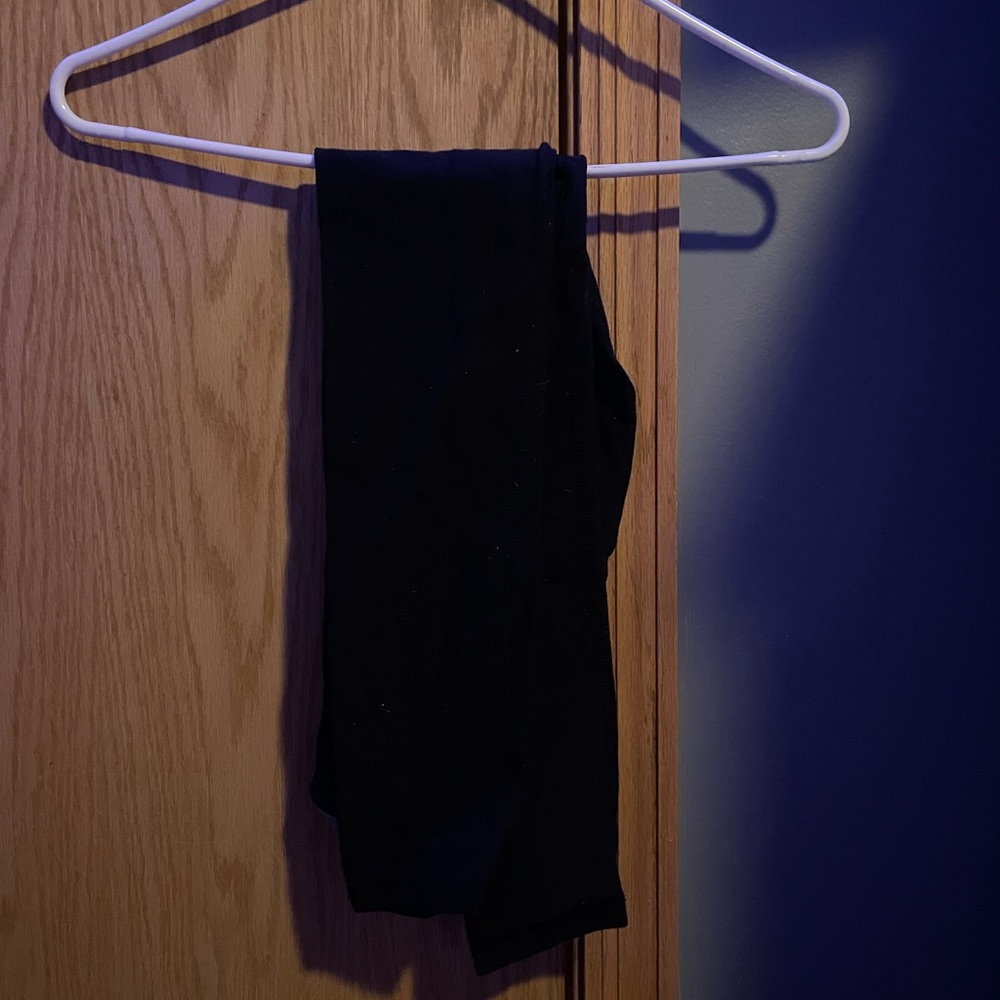 ivivva black leggings good condition.